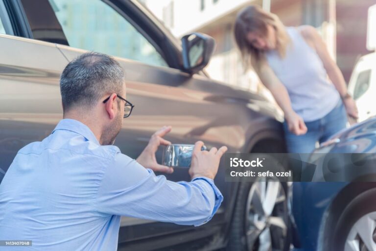 Car, Crash, Photographing, Driver - Occupation, Car Insurance